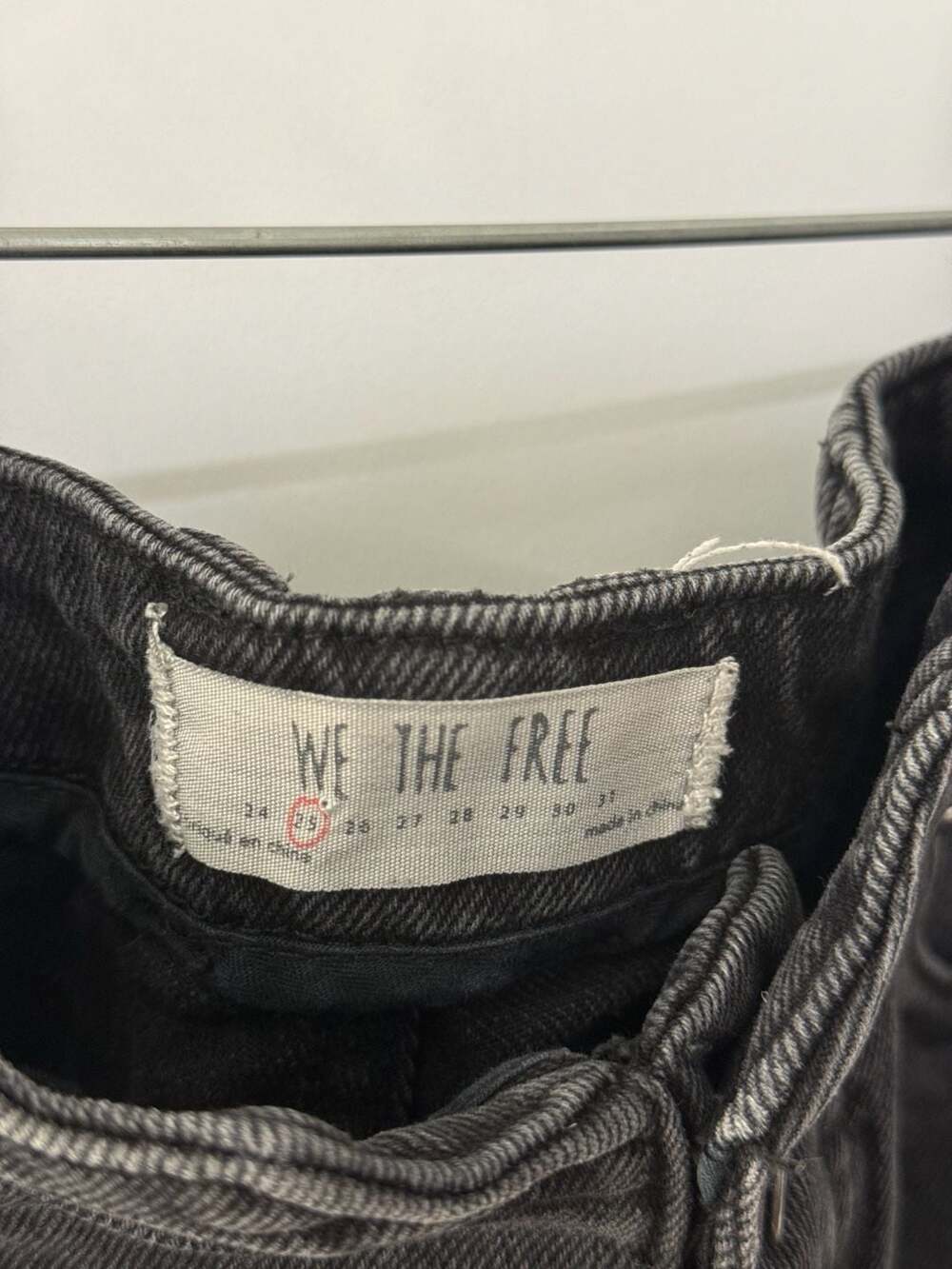 We The Free She's All That Black Denim Mini Skirt Size 25 - Picture 5 of 10